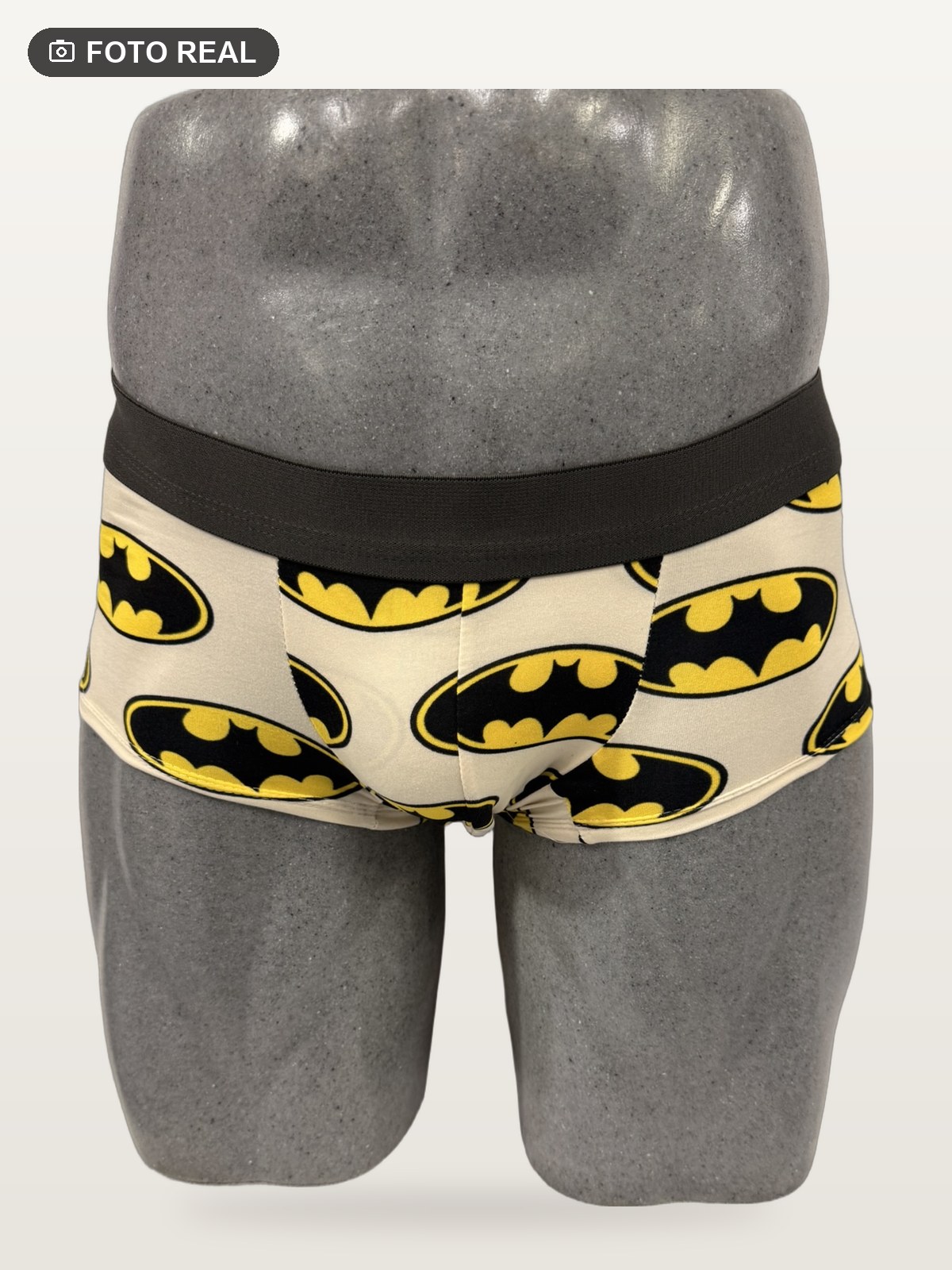 Bóxer Corto Barately color Batman Fondo Crema, foto real