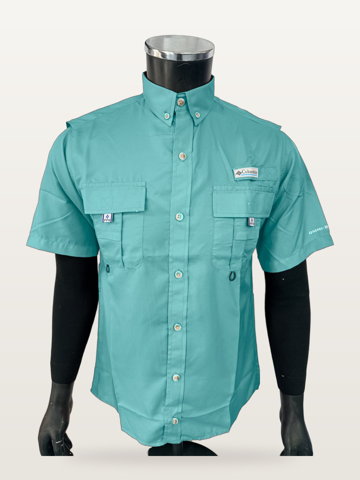 Camisa Táctica Manga Corta color Celeste Aqua, foto real
